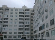 Satılır 4 otaqlı 145 m2 yeni tikili Qaraçuxur