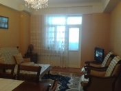 Satılır 1 otaqlı 53 m2 yeni tikili İnşaatçılar m.