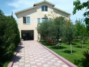 Satılır 8 otaqlı 300 m2 bağ evi Hövsan