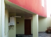 İcarəyə verilir 5 otaqlı 200 m2 həyət evi İnşaatçılar m.