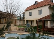 Satılır 5 otaqlı 230 m2 bağ evi Mərdəkan