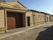 Satılır 8 otaqlı 17000 m2 bağ evi Novxanı