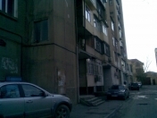 İcarəyə verilir 2 otaqlı 47 m2 köhnə tikili 7 mkr