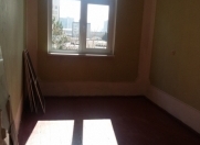 İcarəyə verilir 2 otaqlı 37 m2 köhnə tikili 2 mkr