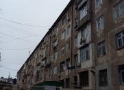 İcarəyə verilir 1 otaqlı 36 m2 köhnə tikili Moskva univermağı