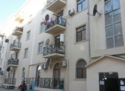 İcarəyə verilir 1 otaqlı 38 m2 yeni tikili Xırdalan