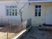 Satılır 4 otaqlı 80 m2 həyət evi Ramana