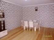 Satılır 4 otaqlı 150 m2 bağ evi Şüvəlan Park ticarət mərkəzi