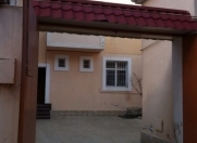 Satılır 8 otaqlı 225 m2 həyət evi Köhnə Günəşli