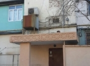 Satılır 4 otaqlı 100 m2 köhnə tikili Gənclik m.