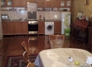 Satılır 12 otaqlı 800 m2 həyət evi Pirşağı