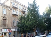 İcarəyə verilir 2 otaqlı 70 m2 köhnə tikili Sahil bağı