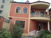 Satılır 4 otaqlı 182 m2 həyət evi Bakıxanov