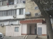 Satılır 5 otaqlı 97 m2 köhnə tikili 8 mkr