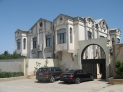 Satılır 6 otaqlı 500 m2 həyət evi Badamdar