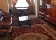 Satılır 3 otaqlı 80 m2 köhnə tikili Nizami m.