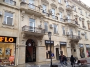 Satılır 3 otaqlı 95 m2 köhnə tikili Fəvvarələr meydanı