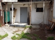 Satılır 3 otaqlı 95 m2 həyət evi İnşaatçılar m.