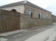 Satılır 7 otaqlı 400 m2 həyət evi Binə