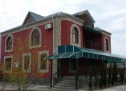 İcarəyə verilir 8 otaqlı 600 m2 həyət evi Qəbələ