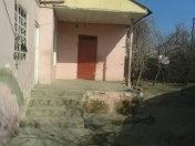 Satılır 4 otaqlı 130 m2 həyət evi Y.Ramana