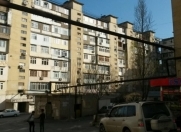 Satılır 3 otaqlı 75 m2 köhnə tikili 9 mkr