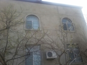 Satılır 7 otaqlı 300 m2 həyət evi Qafqaz Universiteti