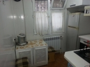 Satılır 4 otaqlı 80 m2 köhnə tikili 8 km