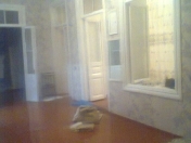 Satılır 3 otaqlı 70 m2 köhnə tikili 28 may