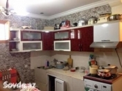 Satılır 4 otaqlı 165 m2 bağ evi Y.Ramana