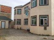 Satılır 8 otaqlı 380 m2 həyət evi Ramana