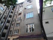 Satılır 2 otaqlı 56 m2 köhnə tikili Montin