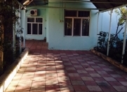 Satılır 4 otaqlı 200 m2 həyət evi Badamdar