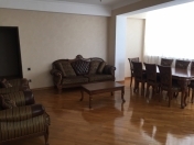 İcarəyə verilir 3 otaqlı 120 m2 yeni tikili 6 mkr