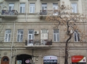 Satılır 2 otaqlı 55 m2 köhnə tikili İçəri Şəhər m.