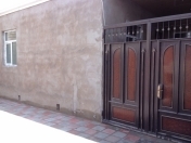 Satılır 3 otaqlı 100 m2 həyət evi Şah İsmayıl Xətai m.