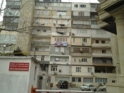 Satılır 3 otaqlı 72 m2 köhnə tikili Hüseyn Cavid parkı