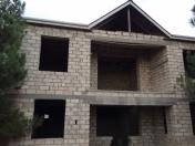 Satılır 5 otaqlı 300 m2 həyət evi Buzovna