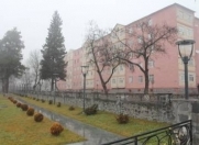 Satılır 3 otaqlı 60 m2 köhnə tikili Qax