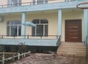 Satılır 10 otaqlı 300 m2 həyət evi Badamdar