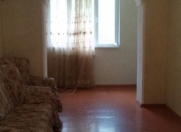 İcarəyə verilir 3 otaqlı 70 m2 köhnə tikili Qara Qarayev m.