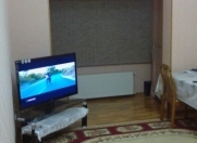 Satılır 4 otaqlı 130 m2 köhnə tikili 8 km