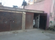 Satılır 50 m2 qaraj Montin adına park