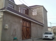 Satılır 6 otaqlı 400 m2 həyət evi Hilton otel