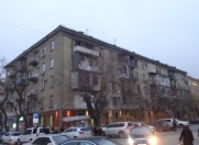 Satılır 2 otaqlı 50 m2 köhnə tikili Qələbə dairəsi