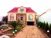 İcarəyə verilir 5 otaqlı 800 m2 bağ evi Koroğlu m.