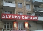 Satılır 3 otaqlı 65 m2 köhnə tikili Nizami m.