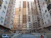 Satılır 3 otaqlı 103 m2 yeni tikili İnşaatçılar m.