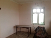 Satılır 3 otaqlı 90 m2 həyət evi Saray