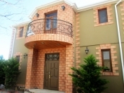 Satılır 5 otaqlı 180 m2 bağ evi Novxanı